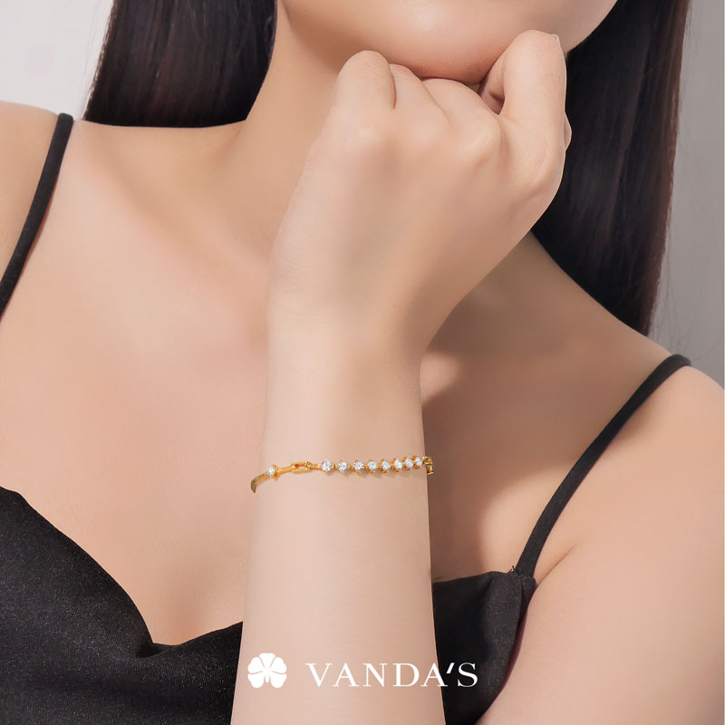 'AMMY' สร้อยข้อมือประดับเพชร - Image 9